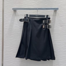 プラダ服 PRADA 2025新作 プリーツスカート
