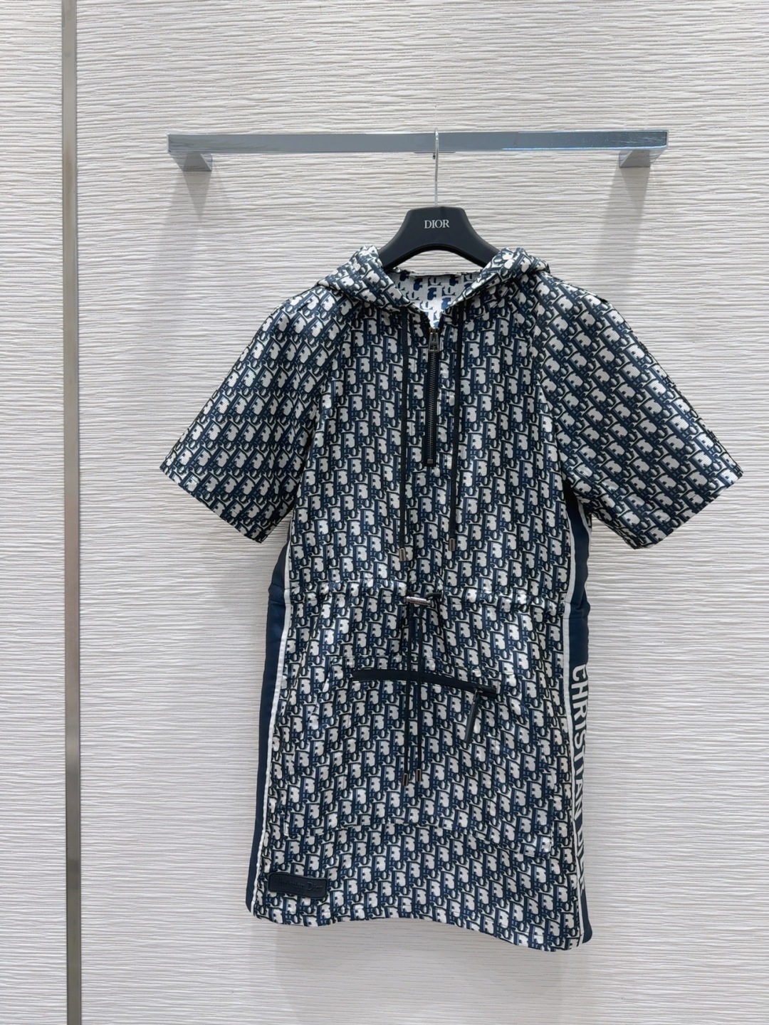 ディオール服 DIOR 2025新作 フード付きドレス