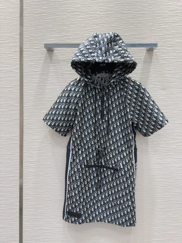 ディオール服 DIOR 2025新作 フード付きドレス