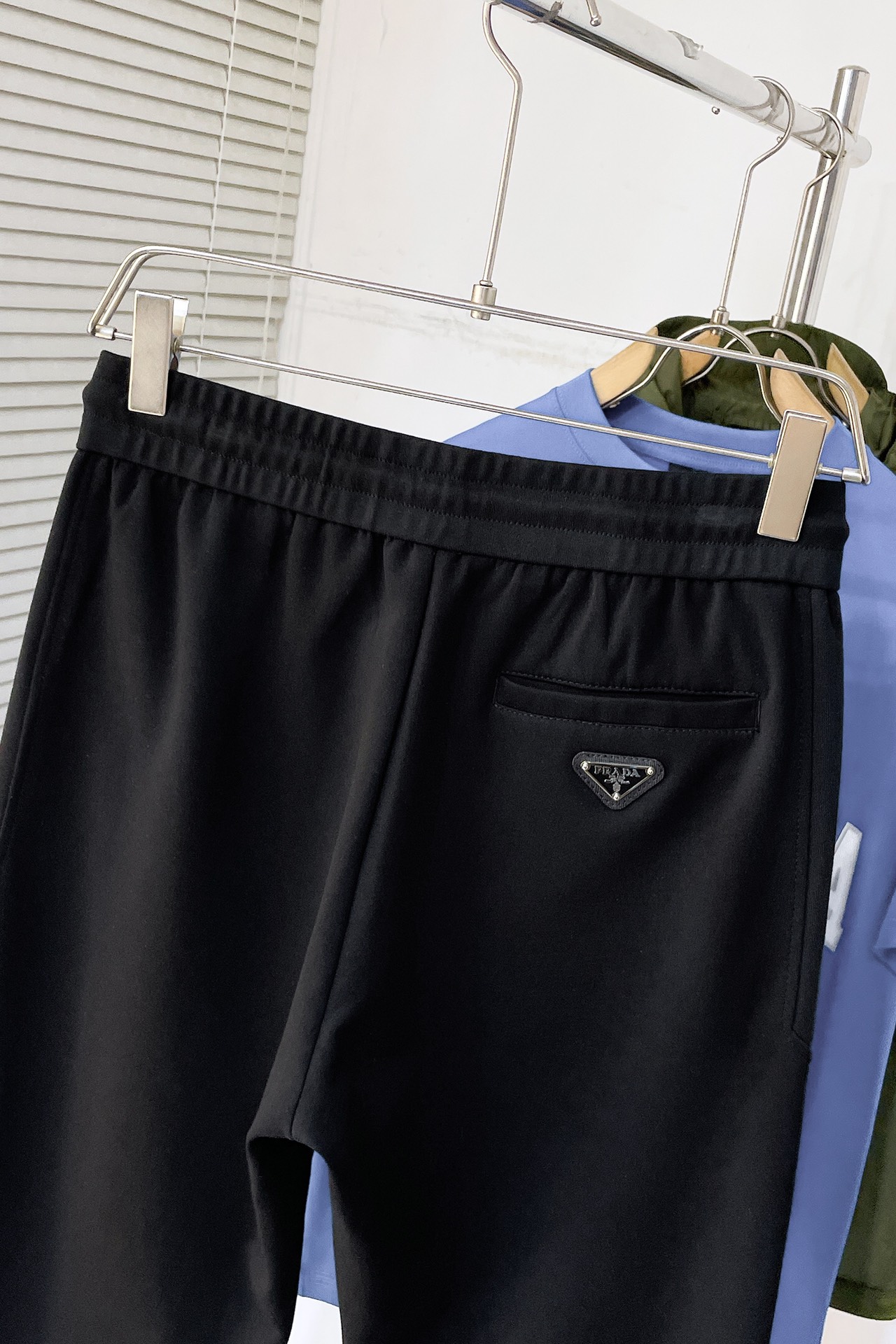 プラダ服 PRADA 2025新作 ズボン