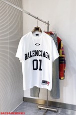 バレンシアガ服 BALENCIAGA 2025新作 半袖Tシャツ