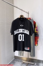 バレンシアガ服 BALENCIAGA 2025新作 半袖Tシャツ