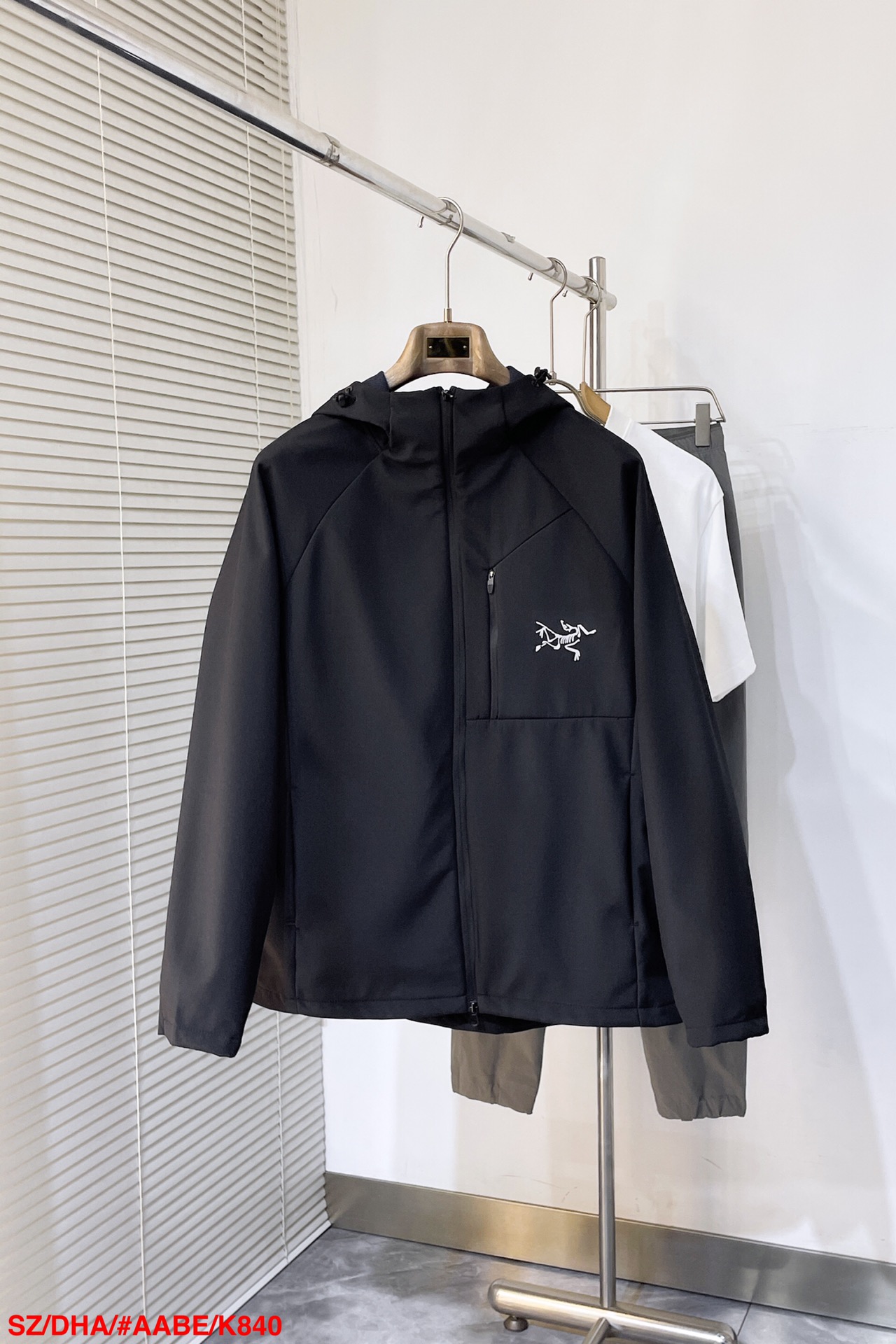 ARCTERYX服 ARCTERYX 2025新作 フード付きジャケット