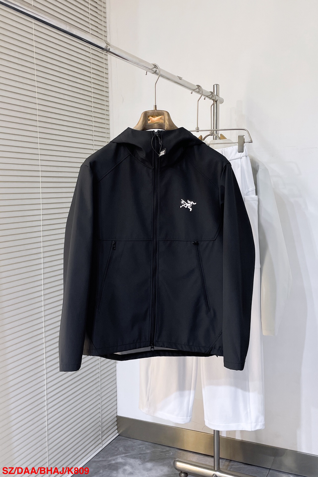 ARCTERYX服 ARCTERYX 2025新作 フード付きジャケット