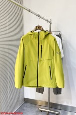 ARCTERYX服 ARCTERYX 2025新作 フード付きジャケット