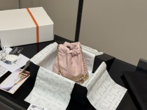 シャネルバッグ CHANEL 2025新作 パケット