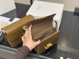 セリーヌバッグ CELINE 2025新作 封筒パッケージ