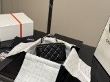 シャネルバッグ CHANEL 2025新作 化粧ポーチ