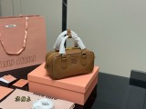 ミュウミュウバッグ Miu Miu 2025新作 ブリーフケース