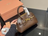 ミュウミュウバッグ Miu Miu 2025新作 ハンドバッグ
