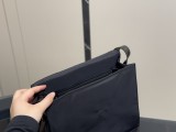 プラダバッグ PRADA 2025新作 メッセンジャーバッグ