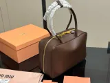 ミュウミュウバッグ Miu Miu 2025新作 ブリーフケース