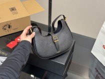 サンローランバッグ Yves Saint Laurent 2025新作 アンダーアームバッグ