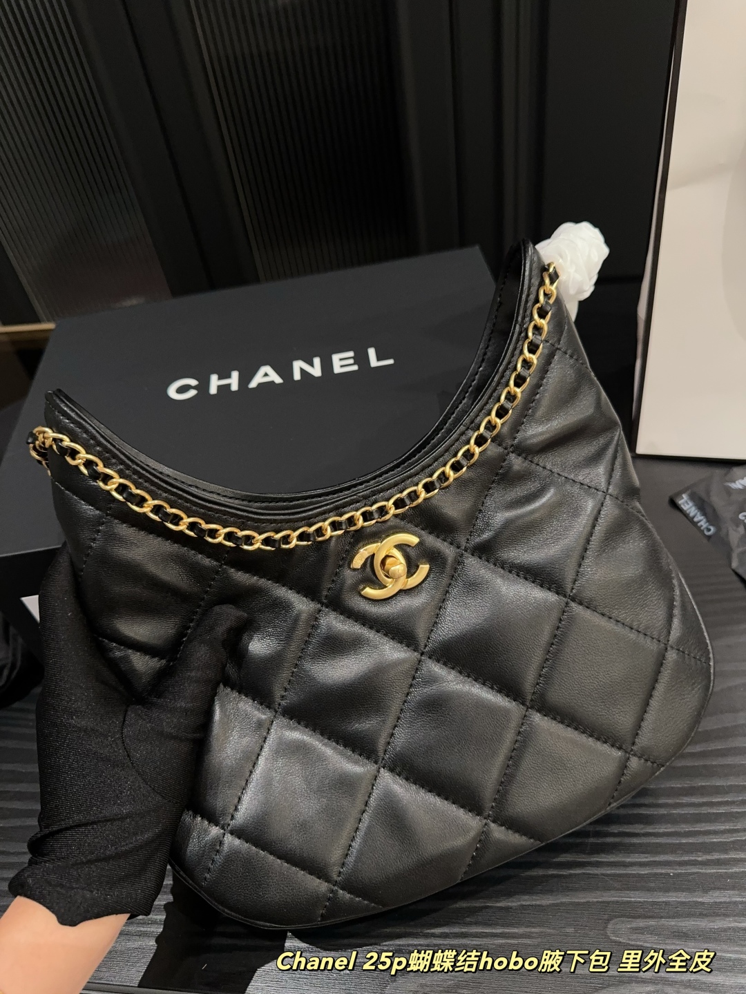 シャネルバッグ CHANEL 2025新作 アンダーアームバッグ