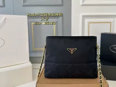 プラダバッグ PRADA 2025新作 クロスボディバッグ