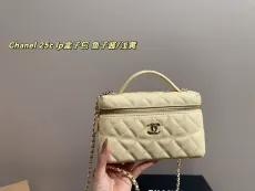 シャネルバッグ CHANEL 2025新作 パケット