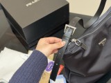 プラダバッグ PRADA 2025新作 トートバッグ
