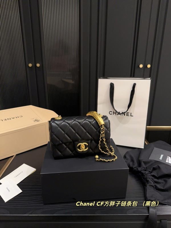 シャネルバッグ CHANEL 2025新作 チェーンバッグ