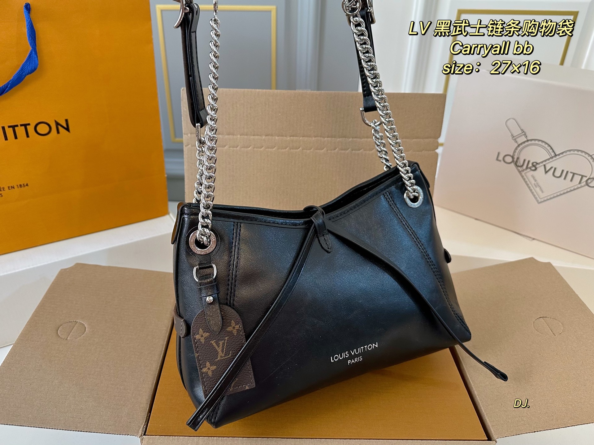 ルイヴィトンバッグ LOUIS VUITTON 2025新作 アンダーアームバッグ
