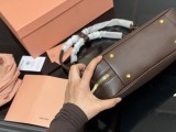 ミュウミュウバッグ Miu Miu 2025新作 ブリーフケース