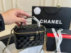 シャネルバッグ CHANEL 2025新作 チェーンハンドバッグ