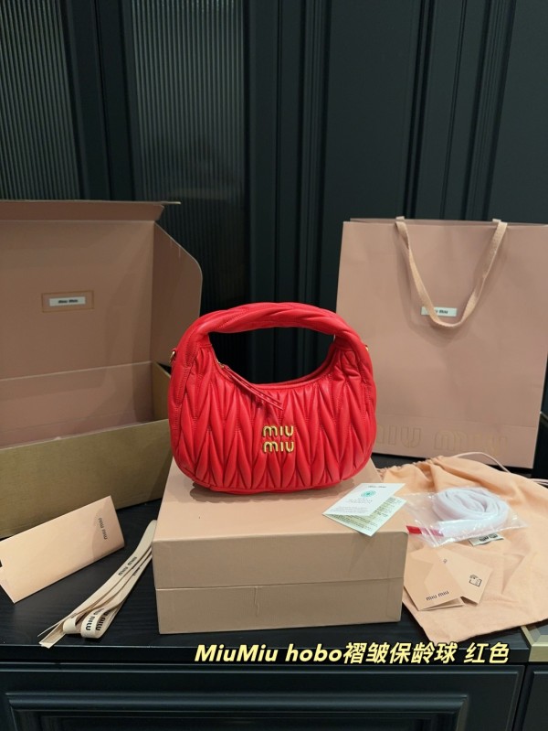 ミュウミュウバッグ Miu Miu 2025新作 ハンドバッグ
