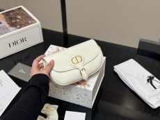 ディオールバッグ DIOR 2025新作 アンダーアームバッグ