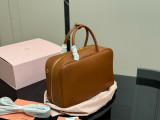 ミュウミュウバッグ Miu Miu 2025新作 ブリーフケース