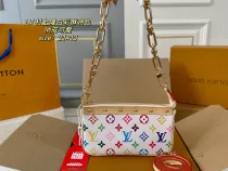 ルイヴィトンバッグ LOUIS VUITTON 2025新作 パケット