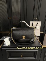 シャネルバッグ CHANEL 2025新作 ハンドバッグ