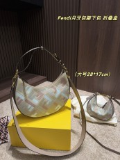フェンディバッグ FENDI 2025新作 アンダーアームバッグ