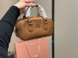ミュウミュウバッグ Miu Miu 2025新作 ブリーフケース