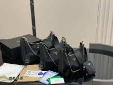 プラダバッグ PRADA 2025新作 hobo