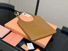ミュウミュウバッグ Miu Miu 2025新作 トートバッグ