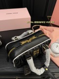 ミュウミュウバッグ Miu Miu 2025新作 ハンドバッグ