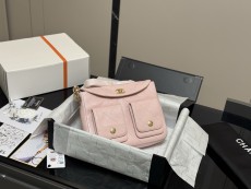 シャネルバッグ CHANEL 2025新作 メッセンジャーバッグ