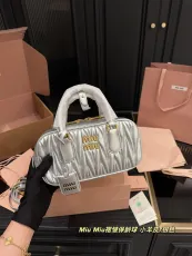 ミュウミュウバッグ Miu Miu 2025新作 パケット