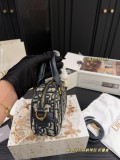 ディオールバッグ DIOR 2025新作 パケット