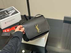 サンローランバッグ Yves Saint Laurent 2025新作 ハンドバッグ