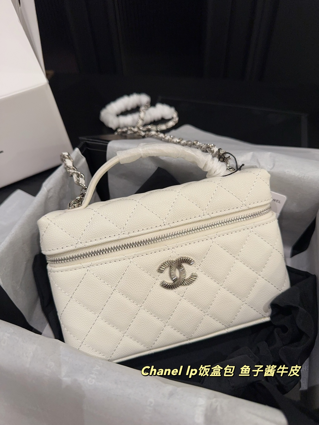 シャネルバッグ CHANEL 2025新作 チェーンバッグ
