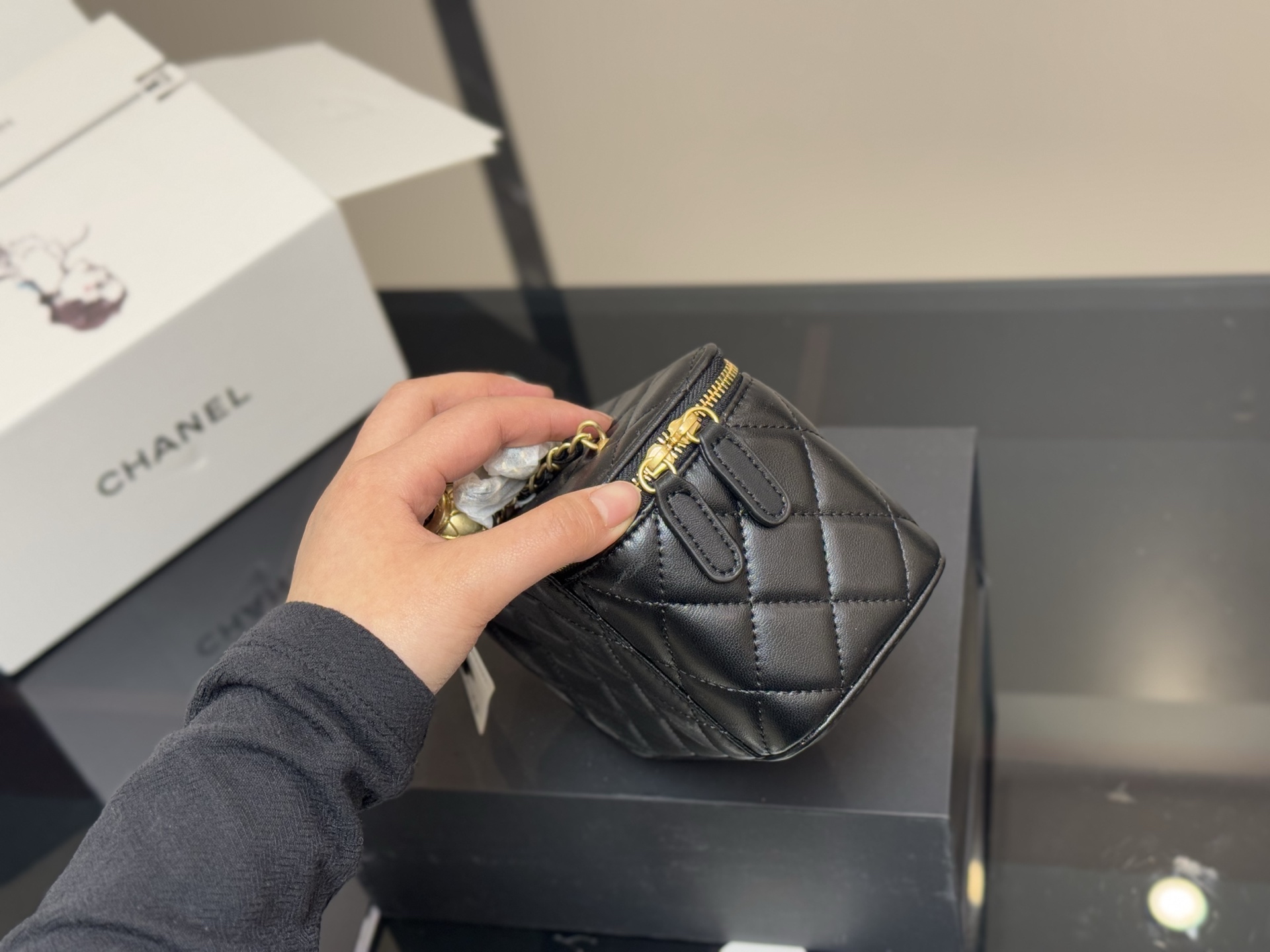 シャネルバッグ CHANEL 2025新作 パケット