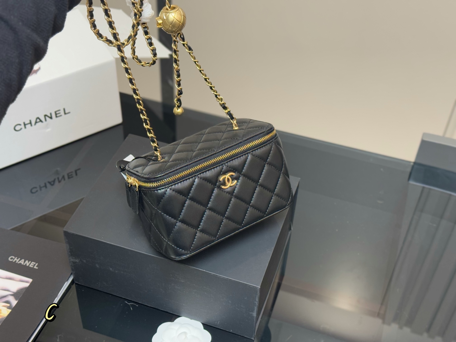 シャネルバッグ CHANEL 2025新作 パケット