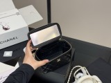 シャネルバッグ CHANEL 2025新作 化粧ポーチ