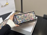 ディオールバッグ DIOR 2025新作 ダイアナ妃バッグ