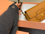 ミュウミュウバッグ Miu Miu 2025新作 クロスボディバッグ