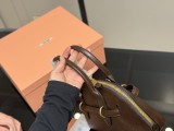 ミュウミュウバッグ Miu Miu 2025新作 ハンドバッグ