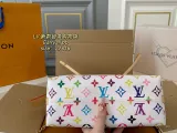 ルイヴィトンバッグ LOUIS VUITTON 2025新作 アンダーアームバッグ