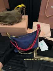 ミュウミュウバッグ Miu Miu 2025新作 パケット