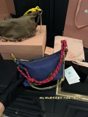 ミュウミュウバッグ Miu Miu 2025新作 パケット