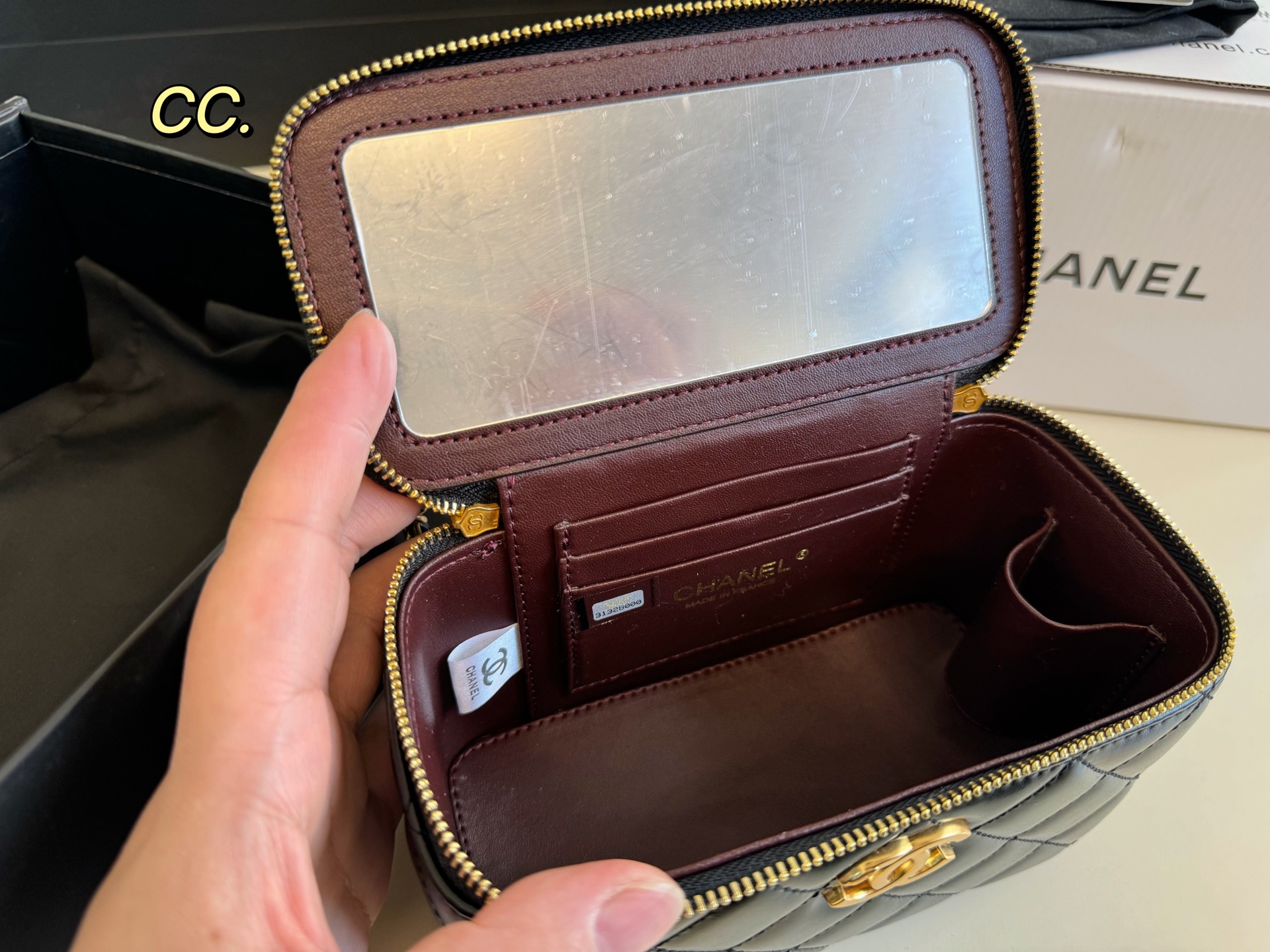 シャネルバッグ CHANEL 2025新作 パケット